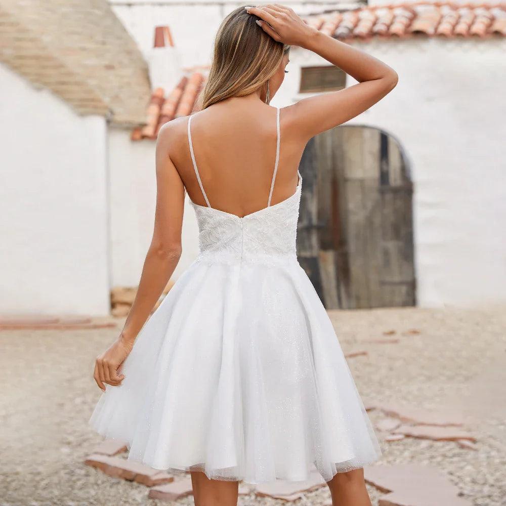 Hochzeitskleid A-Linie Spaghettiträger V-Ausschnitt Applikation Glitzer Tüll Kurzes Brautkleid Rückenfreie Kleider für die Braut 