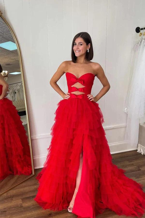 Vestido de fiesta largo rojo sin tirantes, corte A, capas, lazos y abertura