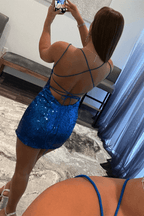 Vestido corto ajustado de lentejuelas azul rey para fiesta de bienvenida