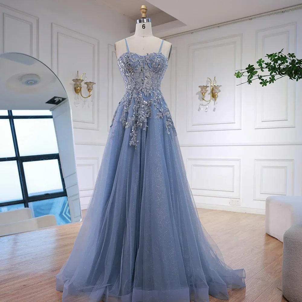 Luxuriöses graues Tüll-A-Linien-Ballkleid mit floralen Applikationen
