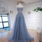 Luxuriöses graues Tüll-A-Linien-Ballkleid mit floralen Applikationen
