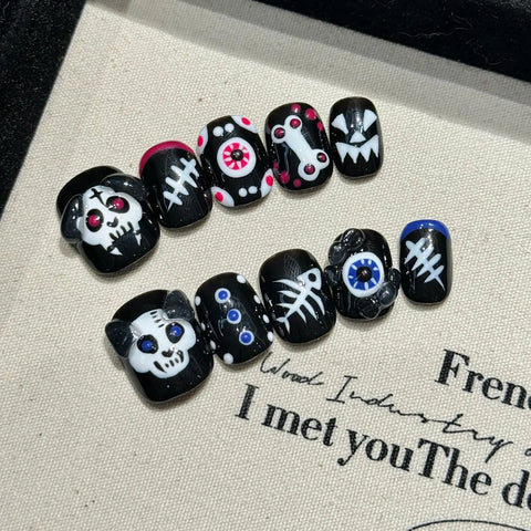 10 Stück Halloween-Thema Falsche Nagelspitzen 3D Teufel Liebe Herz Designs Aufdrücken Nägel Rosa Rosa Kurze Runde Handgemachte Gefälschte Nägel Kunst 