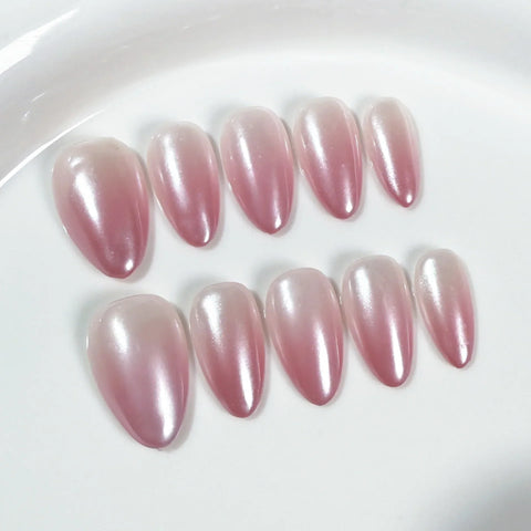 10 Stück einfarbige handgemachte Drucknägel, Gadient Aurora Blue, kurze, mandelförmige künstliche Nägel, einfache, sommerfrische künstliche Nagelflecken 