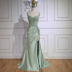 Vestido de fiesta de satén verde menta de lujo con cuentas y abertura LA72995