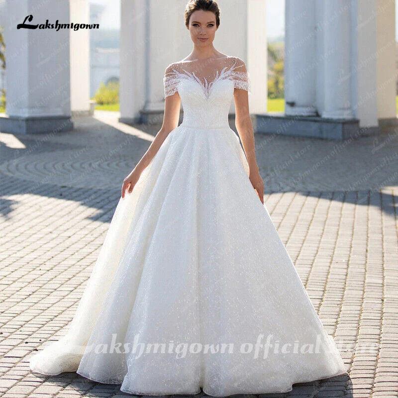 Vestido de novia NumberSea con hombros descubiertos, elegante vestido de novia de corte A con encaje brillante y pliegues ilusión, mangas cortas 