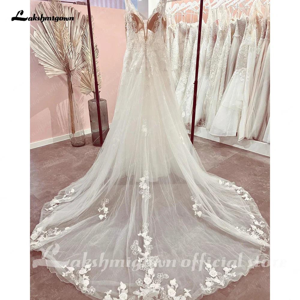 Vestidos de novia NumberSea con escote en V, sin mangas, con apliques de encaje, corte A, espalda descubierta, cola de corte, vestido de novia 
