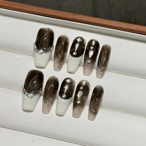 10pcs Handmade Autumn Press On Nails Mid-length Ladder Gold Foil Flower Tips Fake Nail White French Style False Nail For Women