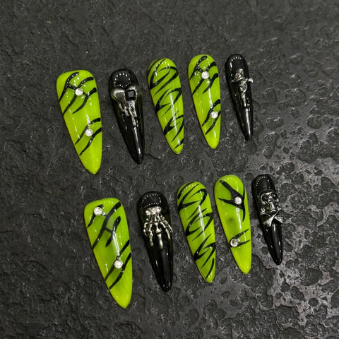 10pcs Handmade French Tips Fake Nails Flash Diamond Heart Pearl Tulip Flower Designs Press On Nails Luxury False Nails For Women