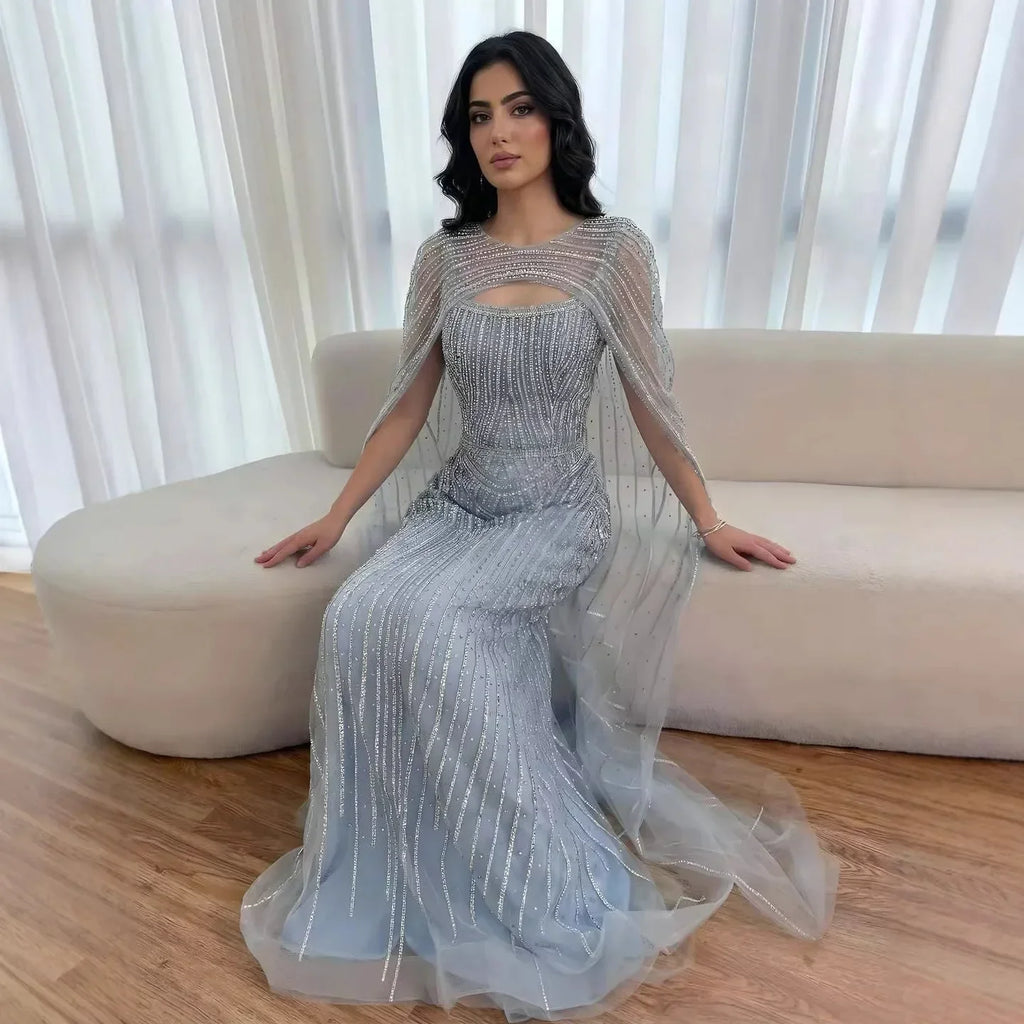 Vestido de Noche de Lujo Azul Diamante con Capa