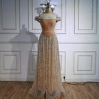 Luxuriöses arabisches Abendkleid mit Cape und rosa Perlenstickerei