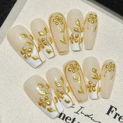 10pcs Handmade Autumn Press On Nails Mid-length Ladder Gold Foil Flower Tips Fake Nail White French Style False Nail For Women