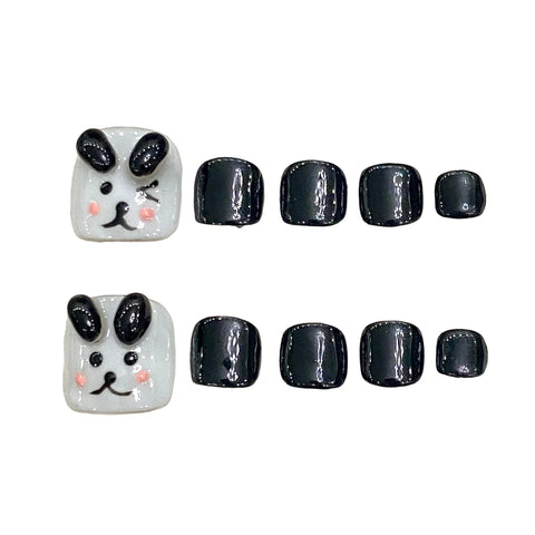 10pcs Hand-painted Cute Puppy Press On Toenails Black White Short Square Head False Toe Nails Crative Charm Stick-on Toenails