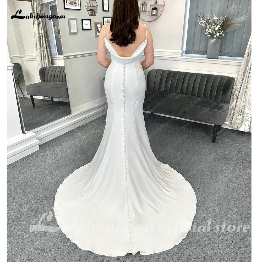 Vestidos de novia casuales y sexys, con cola de sirena/trompeta, sin mangas, tirantes finos y fruncido, para verano 2025 