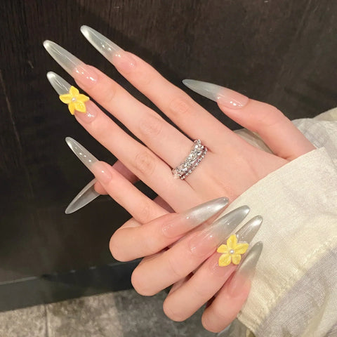 10 Stück Handgemachte gelbe Plumeria Press On Nails Farbverlauf Mintgrün Französischer Stil Falsche Nägel Lange Ballerina Tragbare Sommernägel 