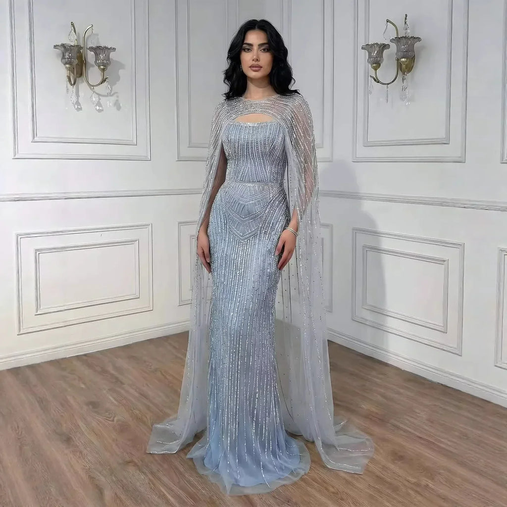Vestido de Noche de Lujo Azul Diamante con Capa
