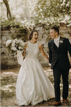 Vestido de novia NumberSea de satén, corte A, encaje, ilusión, cuello halter y cola larga, MW611
