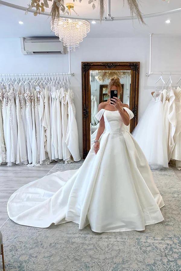 Vestido de novia NumberSea de satén con hombros descubiertos y cola de corte, MW906