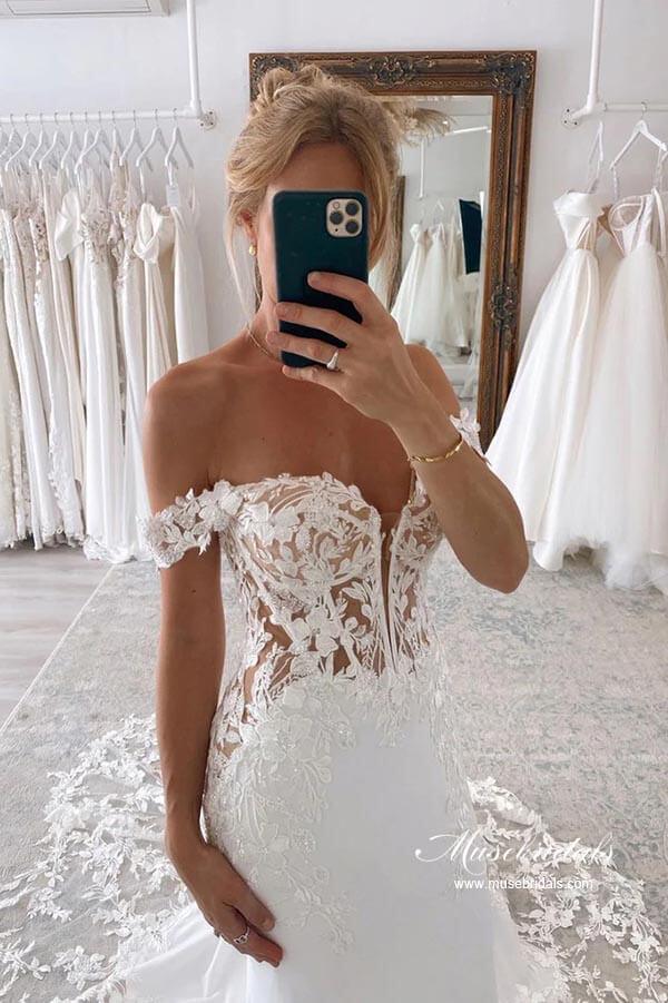 Vestido de novia NumberSea de satén, corte sirena, hombros descubiertos y apliques de encaje, MW872