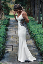 Vestido de novia NumberSea de satén estilo sirena, con tirantes finos, escote en V y apliques, MW1021