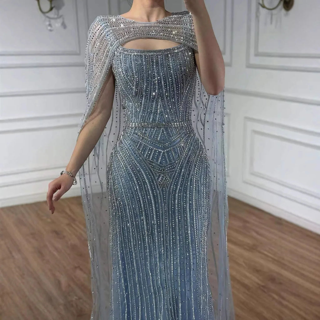 Vestido de Noche de Lujo Azul Diamante con Capa
