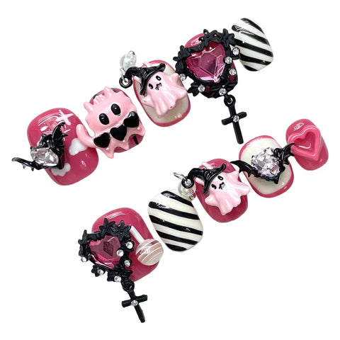 10 Stück Halloween-Thema Falsche Nagelspitzen 3D Teufel Liebe Herz Designs Aufdrücken Nägel Rosa Rosa Kurze Runde Handgemachte Gefälschte Nägel Kunst 