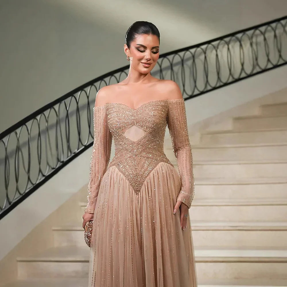 Luxuriöses schulterfreies A-Linien Abendkleid mit Perlen