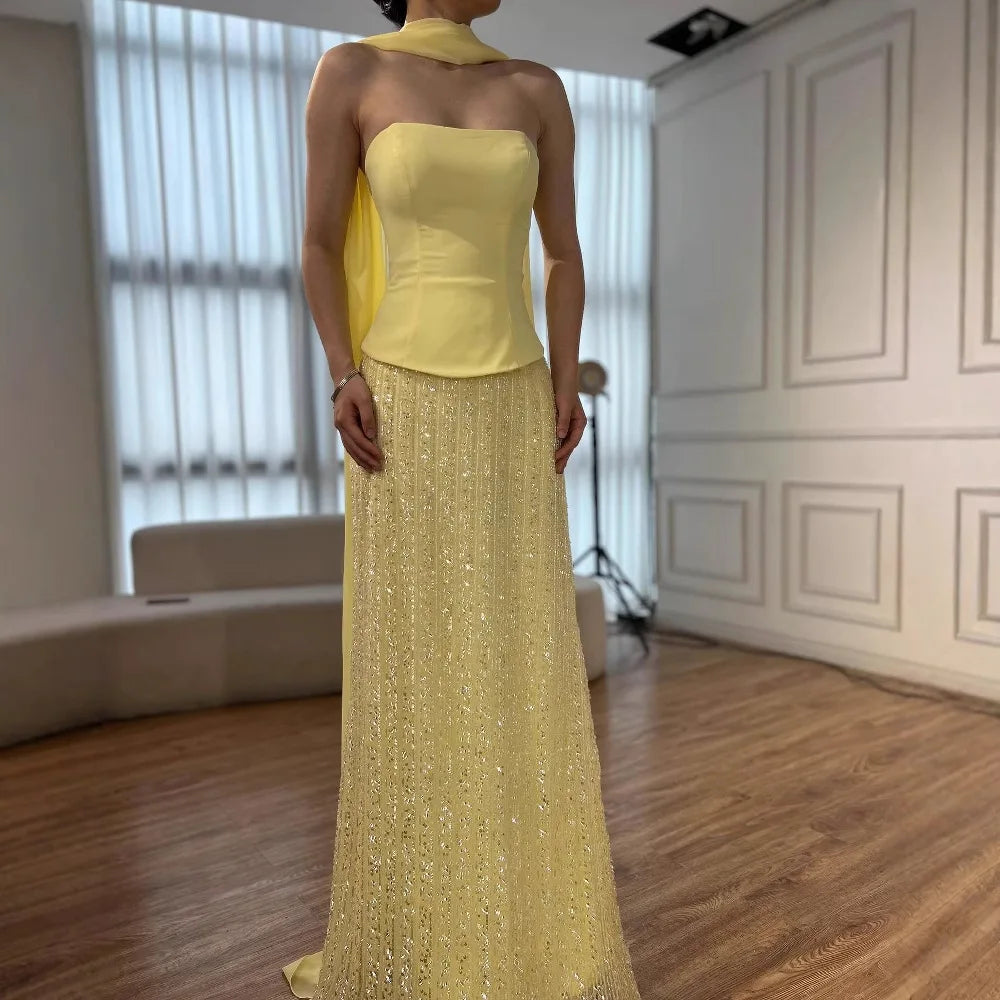 Vestido de noche de sirena de chifón amarillo de lujo con capa LA73007