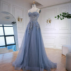 Luxuriöses graues Tüll-A-Linien-Ballkleid mit floralen Applikationen