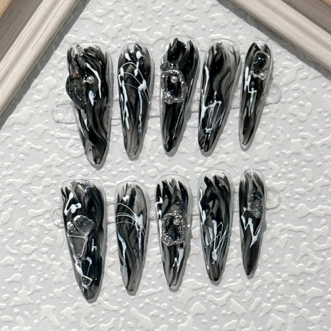 10pcs Punk Style Press On Nails Handmade Long Stiletto Y2k Fake Nail Tips Glossy Grey Fake Nail Patches With Metal Stripe Decor