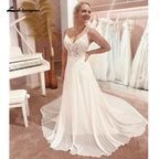 Vestido de novia bohemio de gasa con tirantes finos y corte en A de NumberSea 2025, cuello en V, color blanco roto, para playa 