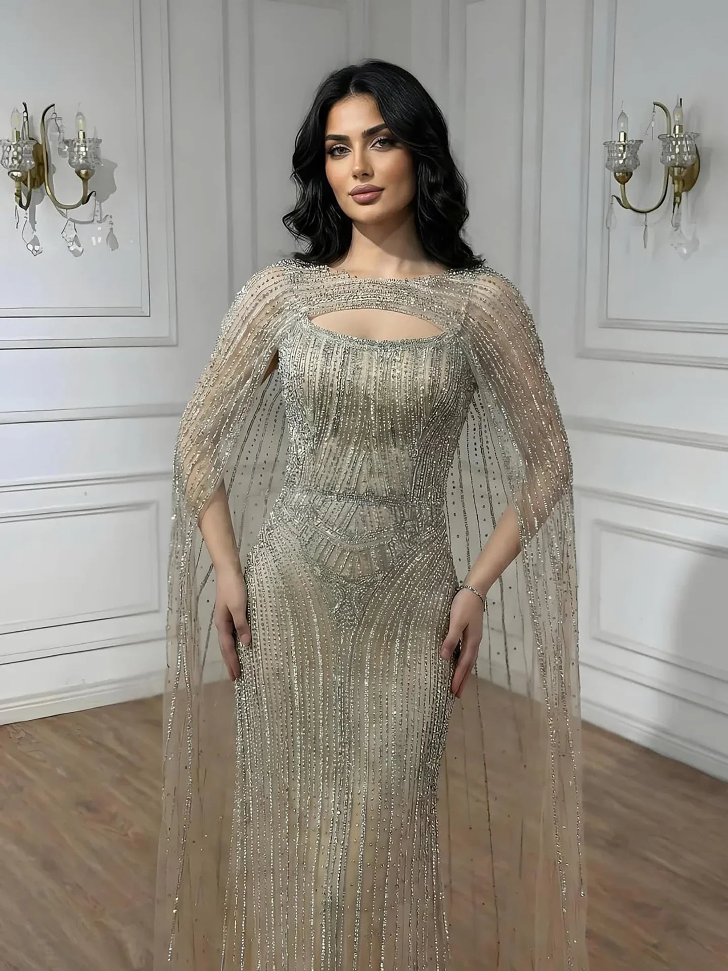 Vestido de Noche de Lujo Azul Diamante con Capa