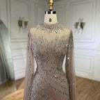Vestido de Noche de Lujo Nude Estilo Sirena con Mangas de Capa