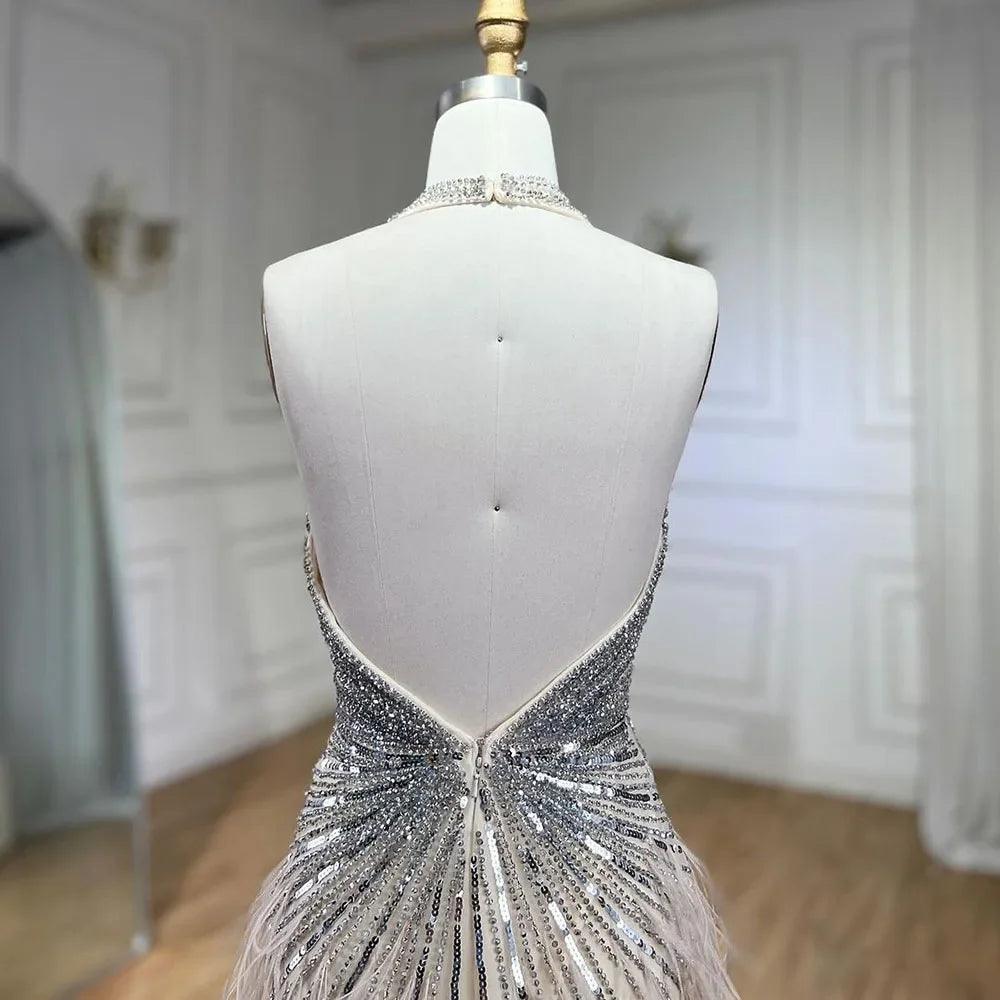 Serene Hill - Vestido de noche de lujo con cuentas y plumas en beige, corte sirena, espalda descubierta, 2024, para mujer, fiesta, LA70623B 