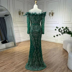 Luxuriöses grünes Abendkleid mit langen Ärmeln, Federn und Perlen aus Dubai