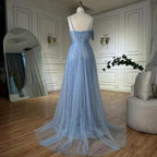 Luxuriöses Dubai Meerjungfrauen-Abendkleid mit Rock Hellblau Perlenbesetztes Spaghettiträger für formelle Anlässe LA72341A