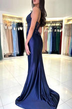 Vestido de fiesta sexy azul marino largo de sirena con escote en V y tirantes finos de encaje con abertura