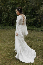 Vestido de novia NumberSea con mangas largas, espalda con cordones y corte entallado, MW741