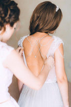Vestido de novia bohemio con mangas cortas rústicas de tul plateado NumberSea, MW677