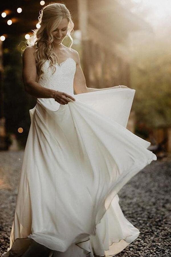 Vestido de novia playero sencillo de gasa con encaje, corte A, escote corazón y sin tirantes, NumberSea, MW642