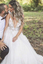 Vestido de novia largo NumberSea con escote en A, tirantes finos y encaje, corte en A, cola larga, MW324