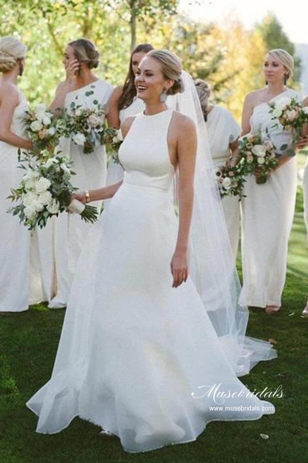 Vestido de novia NumberSea de satén sencillo, corte A, cuello halter, sin mangas y espalda destacada, MW947