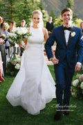 Vestido de novia NumberSea de satén sencillo, corte A, cuello halter, sin mangas y espalda destacada, MW947