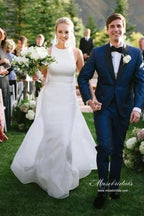 Vestido de novia NumberSea de satén sencillo, corte A, cuello halter, sin mangas y espalda destacada, MW947