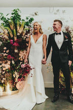 Vestido de novia NumberSea de satén, corte sirena, escote en V y cola larga, MW632