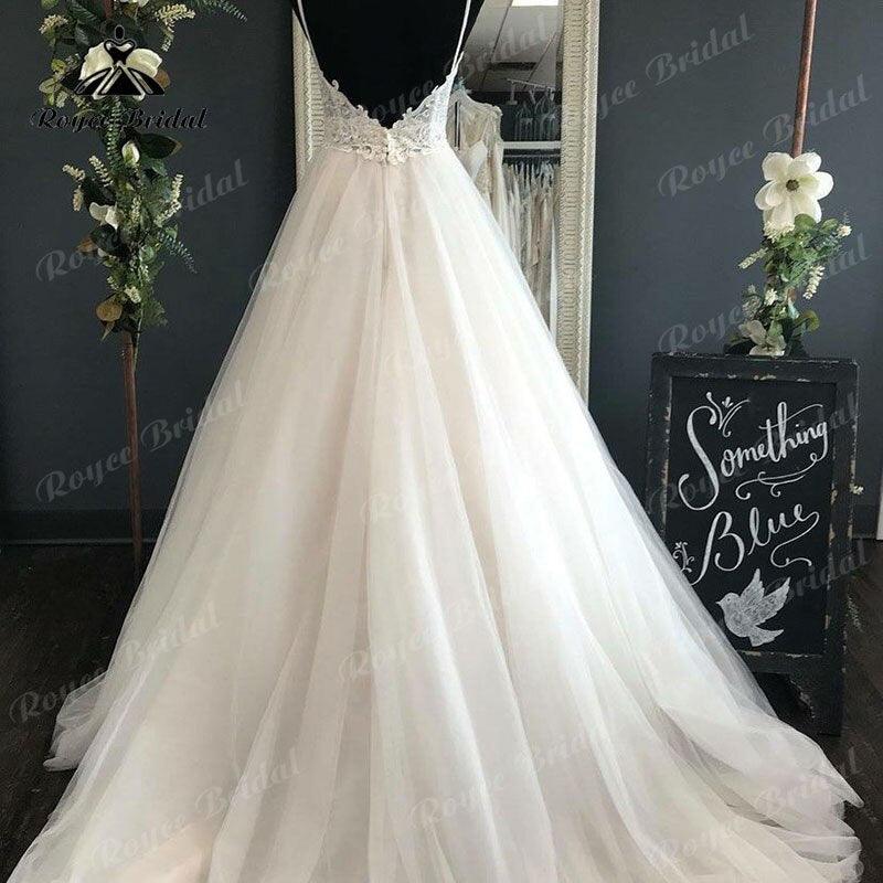 Spaghettiträger Brautkleid mit abnehmbarer Schleife V-Ausschnitt Spitze Mieder Rückenfrei Brautkleid Elegant Boho Braut