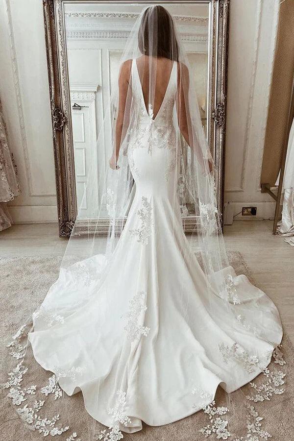 Vestido de novia NumberSea de satén elástico con escote en V profundo y corte sirena y apliques de encaje, MW934