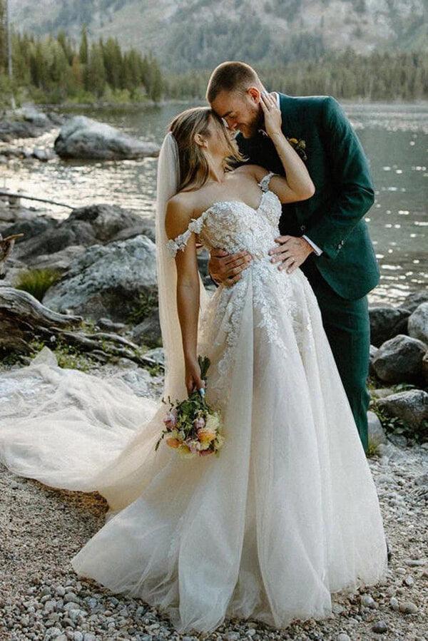 Vestido de novia NumberSea de tul, corte A, hombros descubiertos y apliques de encaje, MW915