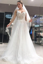 Vestido de novia NumberSea de tul, corte A, escote en V, tirantes finos, espalda descubierta y encaje, MW998