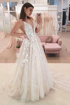 Vestido de novia NumberSea de tul, corte A, escote en V y apliques de encaje, MW722