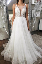 NumberSea Tüll-A-Linie-Brautkleid mit V-Ausschnitt und Spitzenapplikationen, Brautkleider